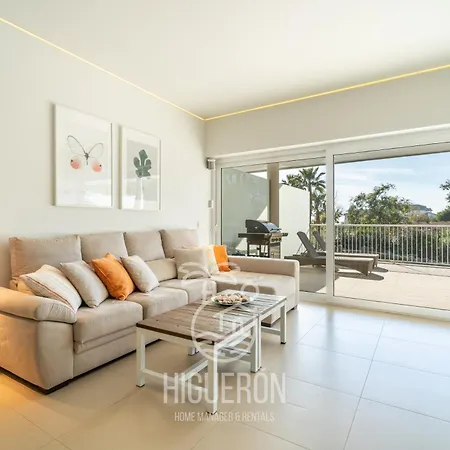 Higueronrentals South Views